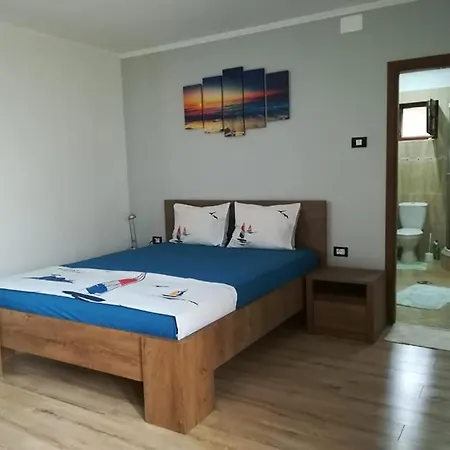 Casa David&alexia בית הארחה Două Mai